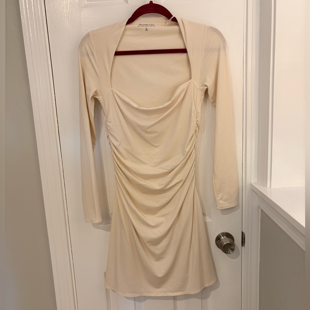 Abercrombie & Fitch Cream Long Sleeve Dress